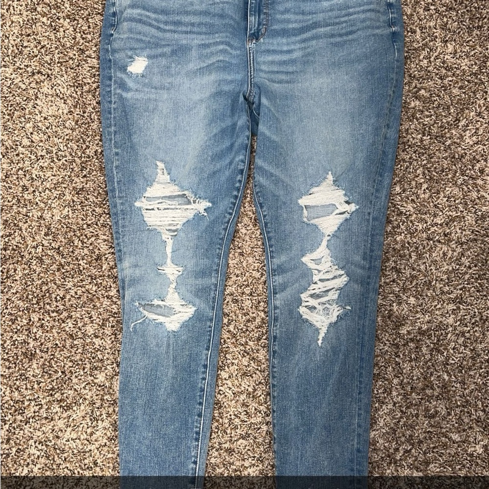 American Eagle Blue Jeggings with Distressed Details